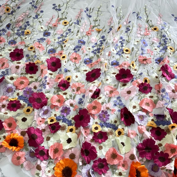 Custom Wedding Bridal Veil - Picture 3 of 7